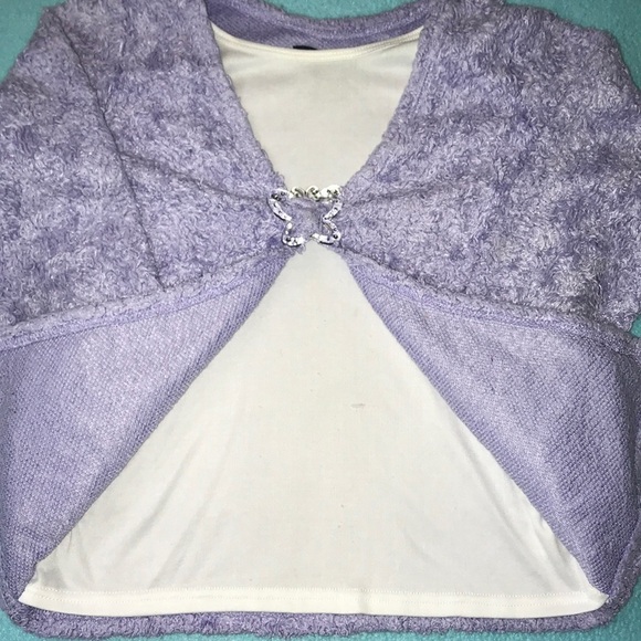 Basic Editions sweater butterfly accent pullover but looks like 2 pieces - Picture 2 of 5